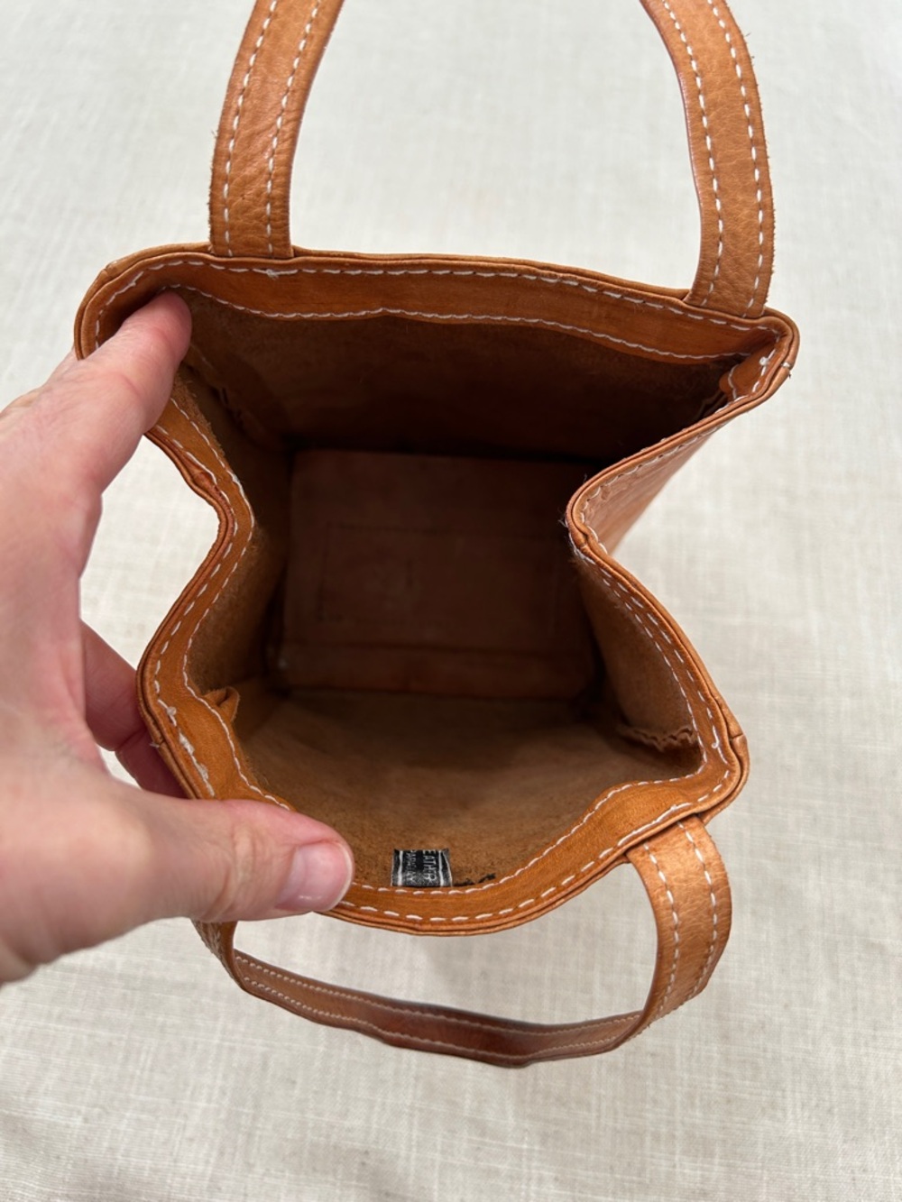 Hand Tooled Leather Tote Bag from Paraguay with Tan Floral Design - Picture 6 of 16